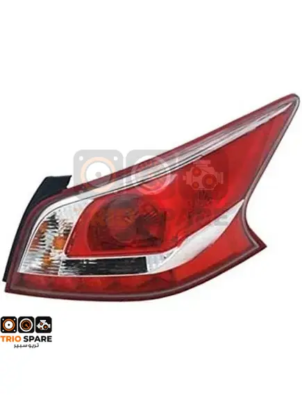Nissan Altima Right Tail Light 2013 - 2015